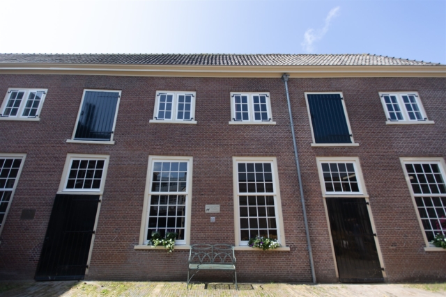 [lang_nl]Plein[/lang_nl][lang_en]Square[/lang_en]