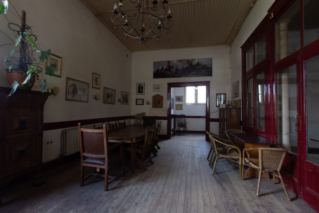 [lang_nl]Kantine[/lang_nl][lang_en]Canteen[lang_en]